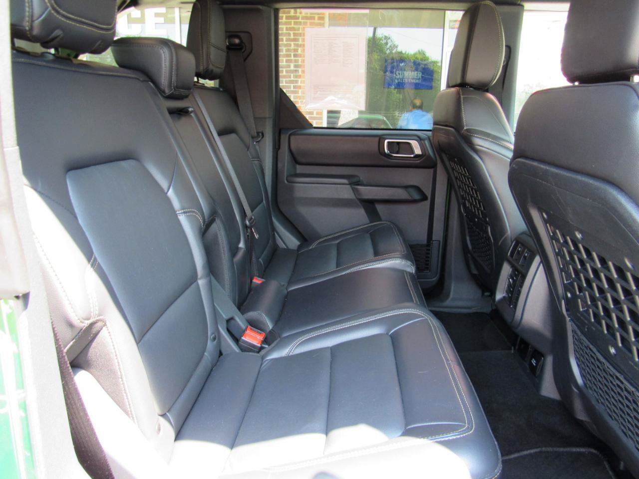 Used 2025 Ford Bronco Badlands AWD/4WD image 39