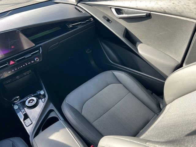 Certified 2023 Kia Niro Wind w/ Wind Preserve Package image 12