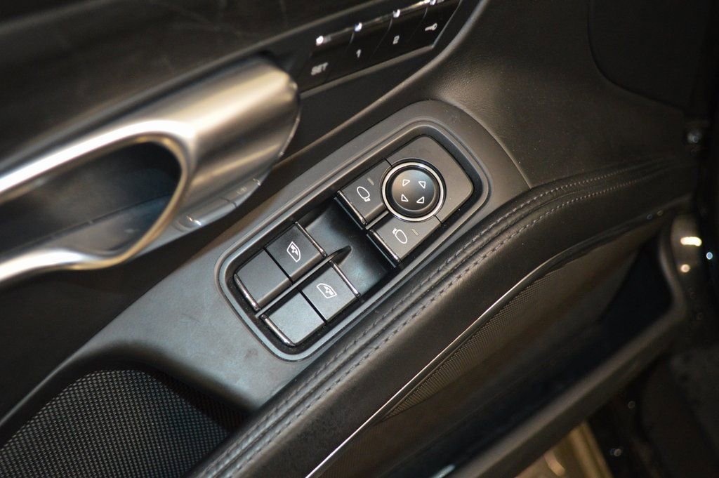 Certified 2019 Porsche 911 Targa 4 GTS AWD/4WD image 18