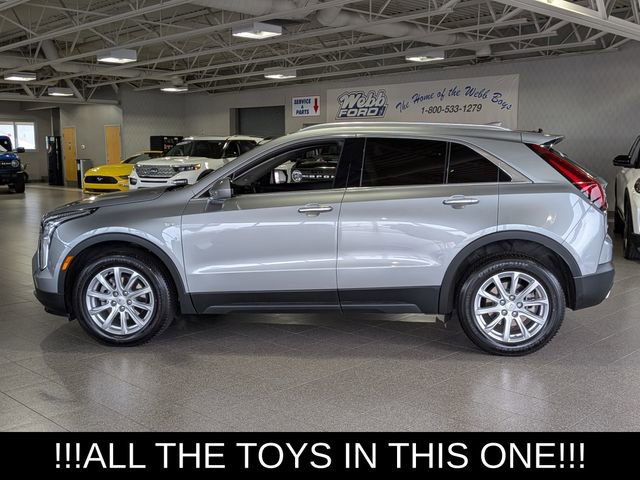 Used 2023 Cadillac XT4 Luxury w/ Cold Weather Package AWD/4WD image 5