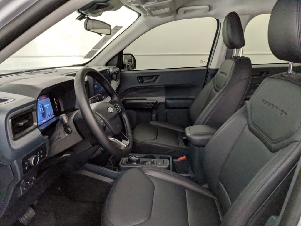 New 2026 Ford Maverick Lariat w/ Black Appearance Package image 22