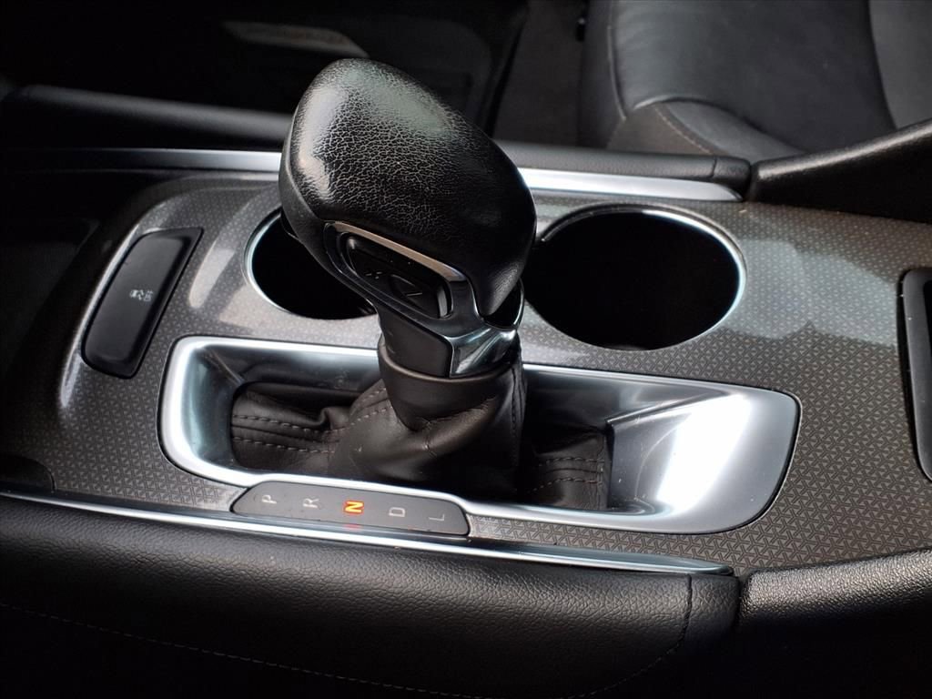 Used 2021 Chevrolet Malibu LT w/ Leather Package FWD image 17