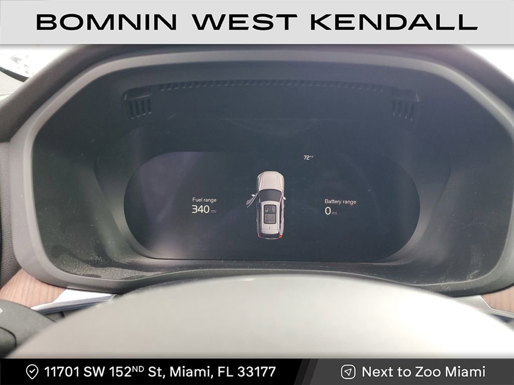 Used 2023 Volvo XC60 T8 Plus image 16
