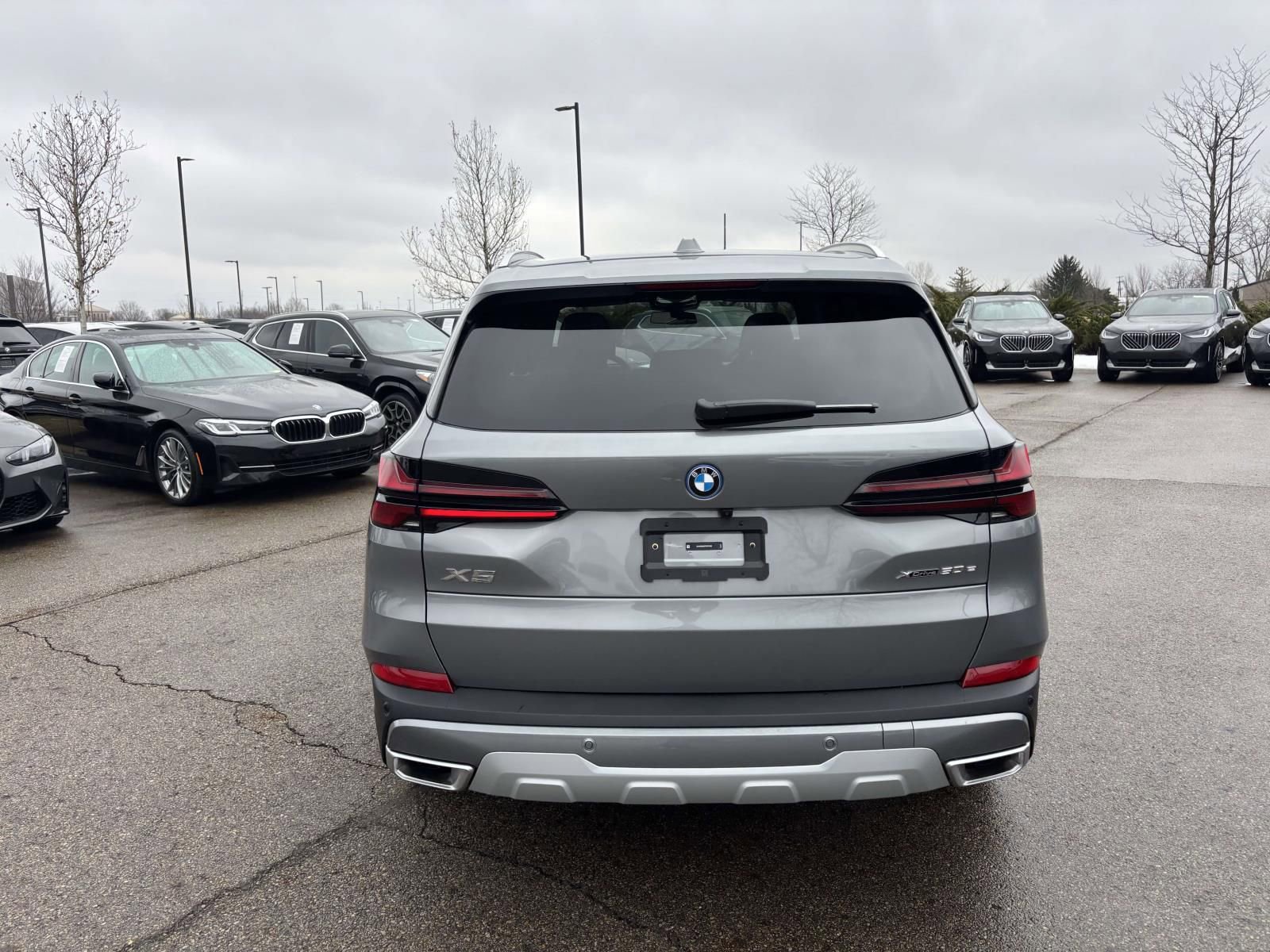 New 2026 BMW X5 xDrive50e AWD/4WD image 6