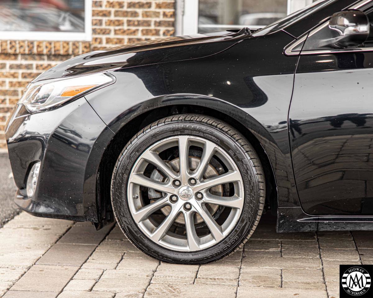 Used 2014 Toyota Avalon XLE Touring image 8