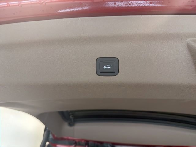 New 2026 GMC Yukon XL Denali w/ Denali Reserve Package image 31