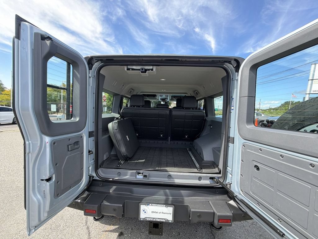 Used 2024 INEOS Grenadier Station Wagon AWD/4WD image 27