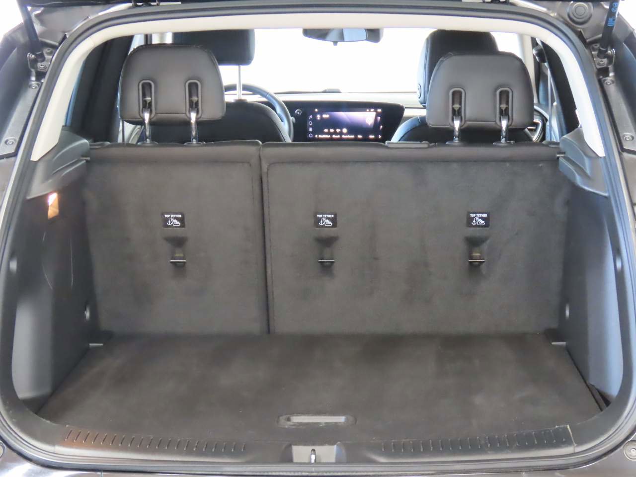 Used 2024 Buick Encore GX Sport Touring image 18