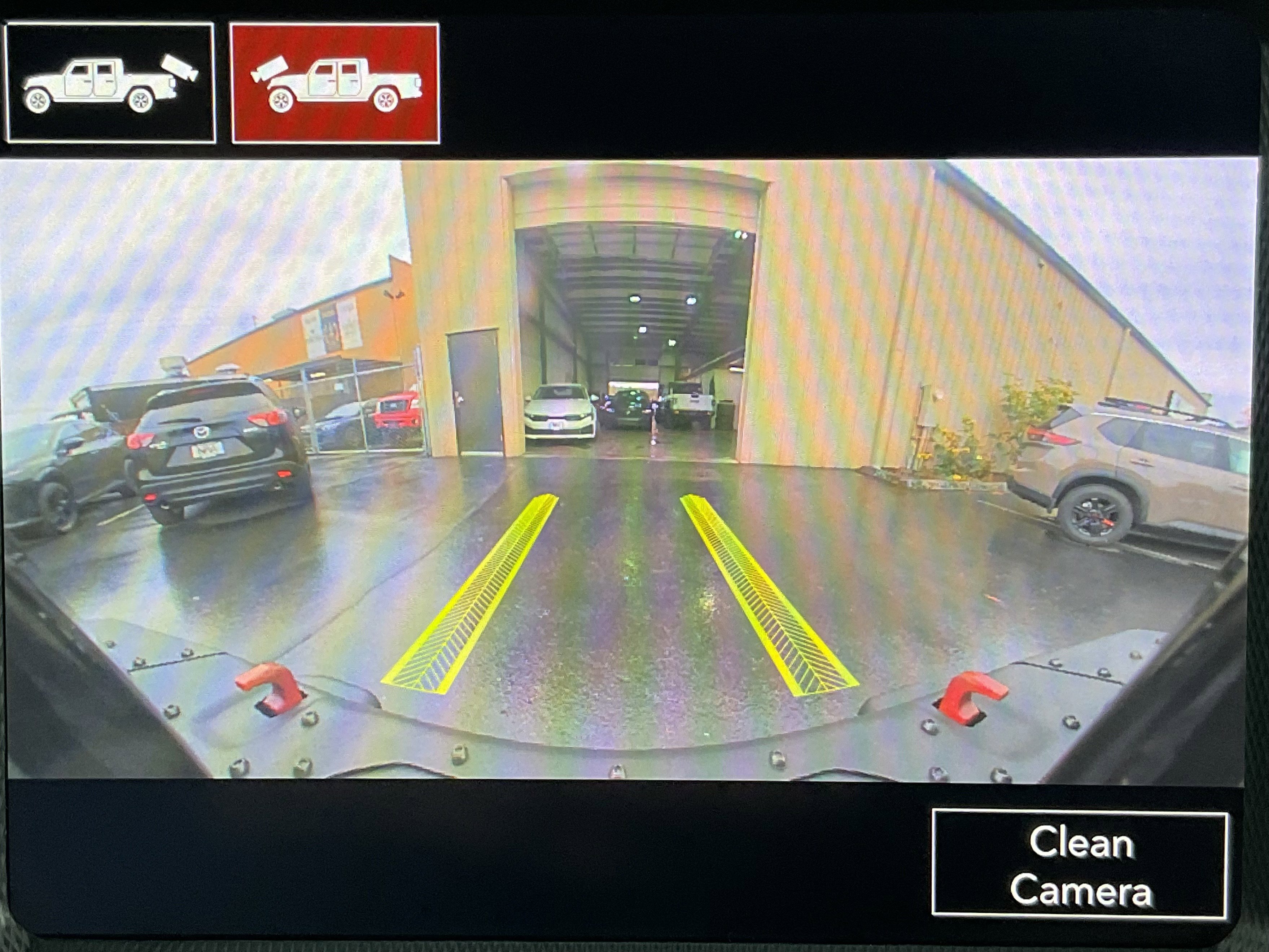 Used 2020 Jeep Gladiator Rubicon w/ Advanced Safety Group image 15