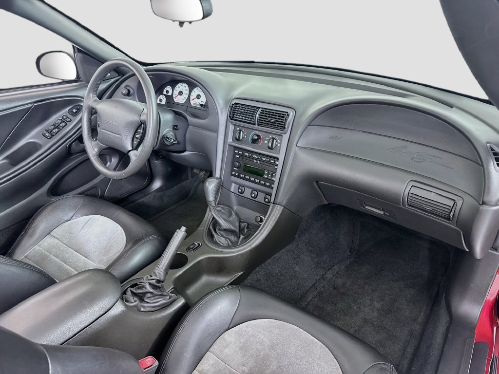 Used 2001 Ford Mustang Cobra RWD image 25