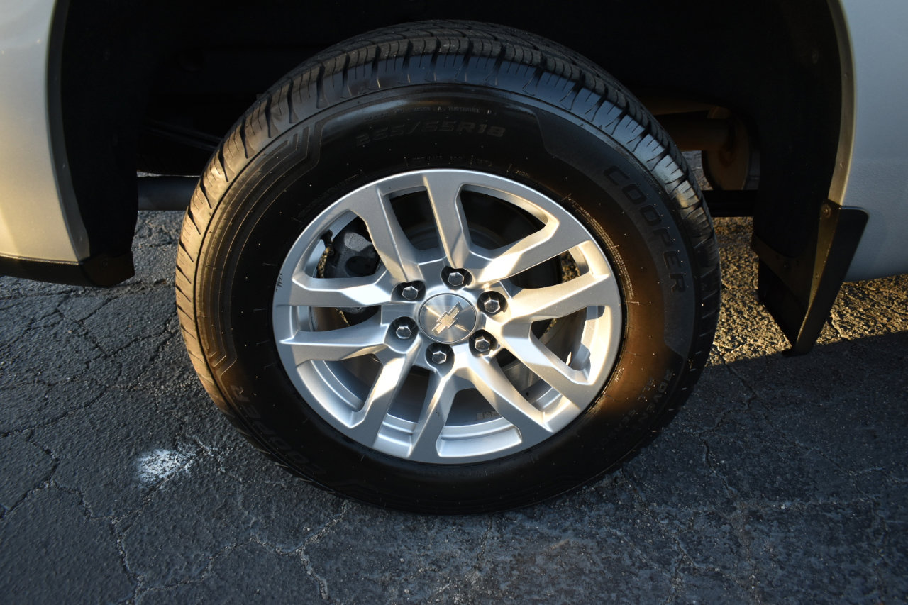 Used 2019 Chevrolet Silverado 1500 LT w/ All-Star Edition image 38