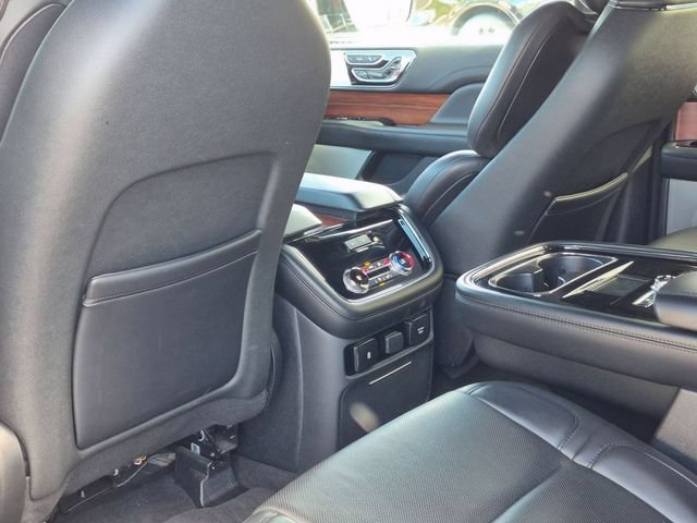 Certified 2020 Lincoln Navigator L Reserve w/ Luxury Package AWD/4WD image 28