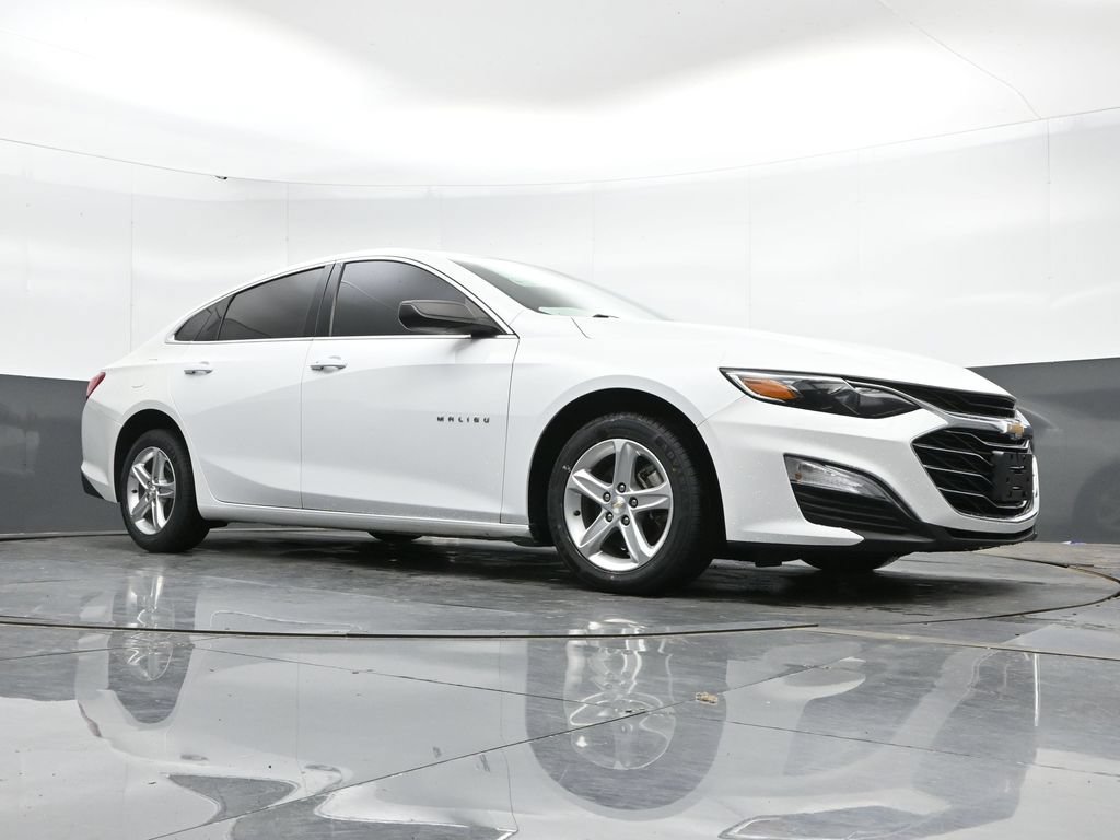 Used 2023 Chevrolet Malibu LS FWD image 40