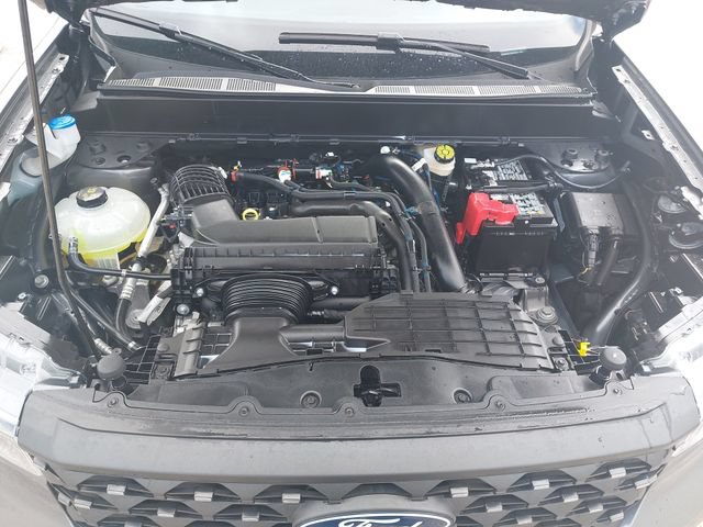 Used 2026 Ford Maverick Lariat w/ 4K Tow Package AWD/4WD image 32