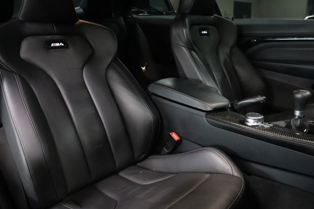 Used 2018 BMW M4 Coupe RWD image 22