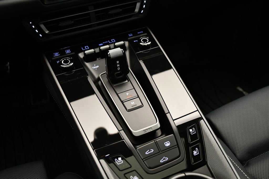 Certified 2024 Porsche 911 Carrera S image 33