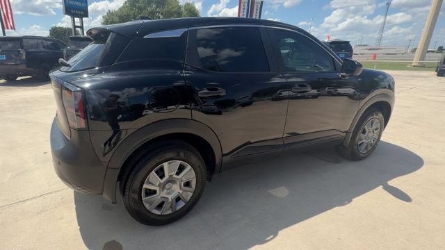 Used 2026 Nissan Kicks S FWD image 8