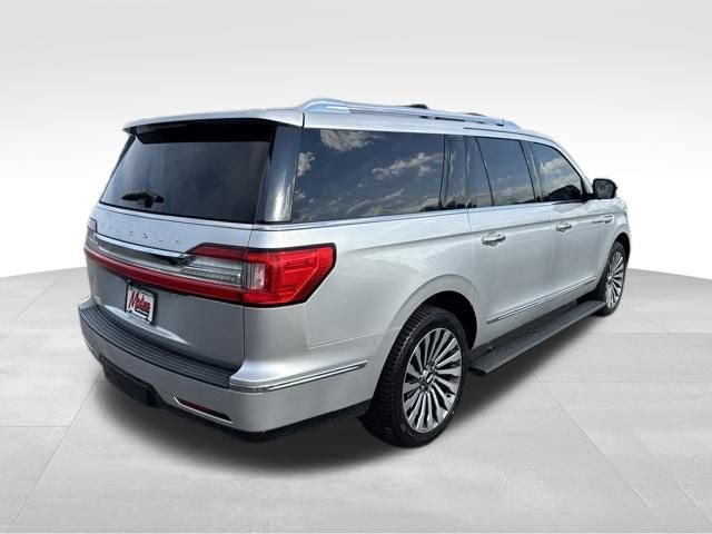 Used 2018 Lincoln Navigator L Reserve w/ Cargo Package AWD/4WD image 4