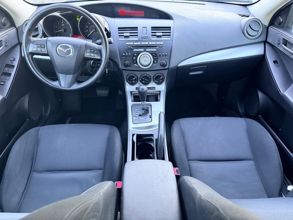 Used 2010 MAZDA MAZDA3 i Touring image 13