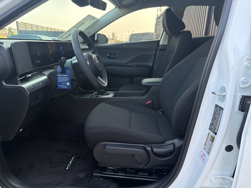 New 2026 Hyundai Kona SE FWD image 12
