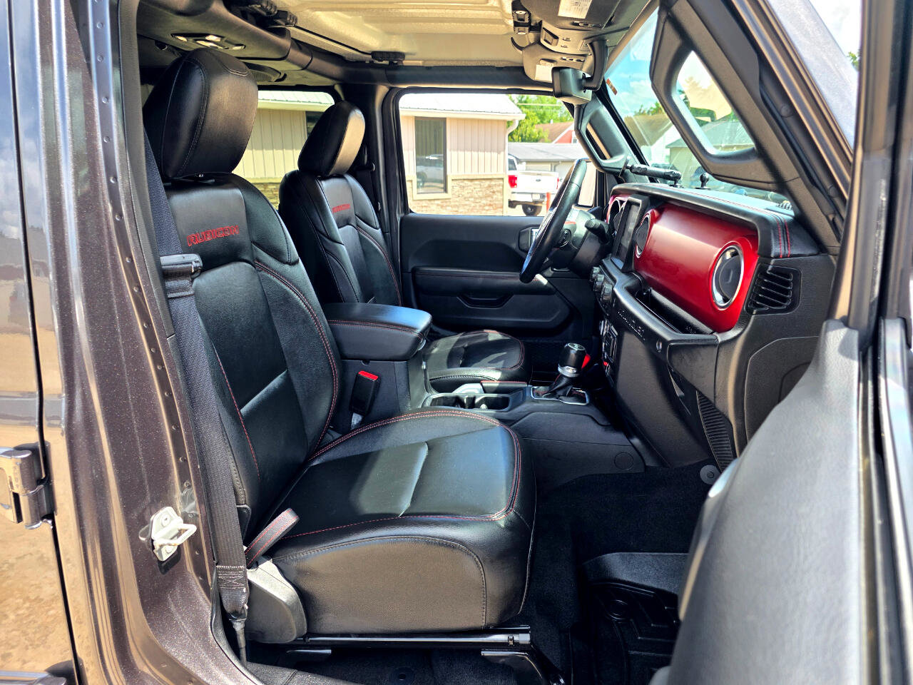 Used 2021 Jeep Wrangler Unlimited Rubicon image 26