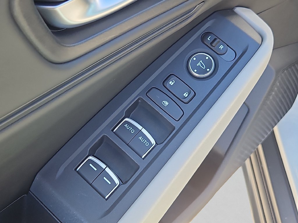 Certified 2025 Honda Accord SE image 25