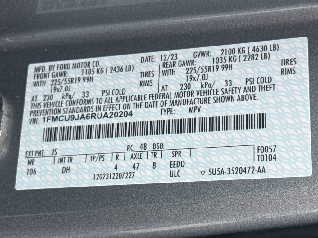 Used 2024 Ford Escape Platinum w/ Premium Technology Package image 31