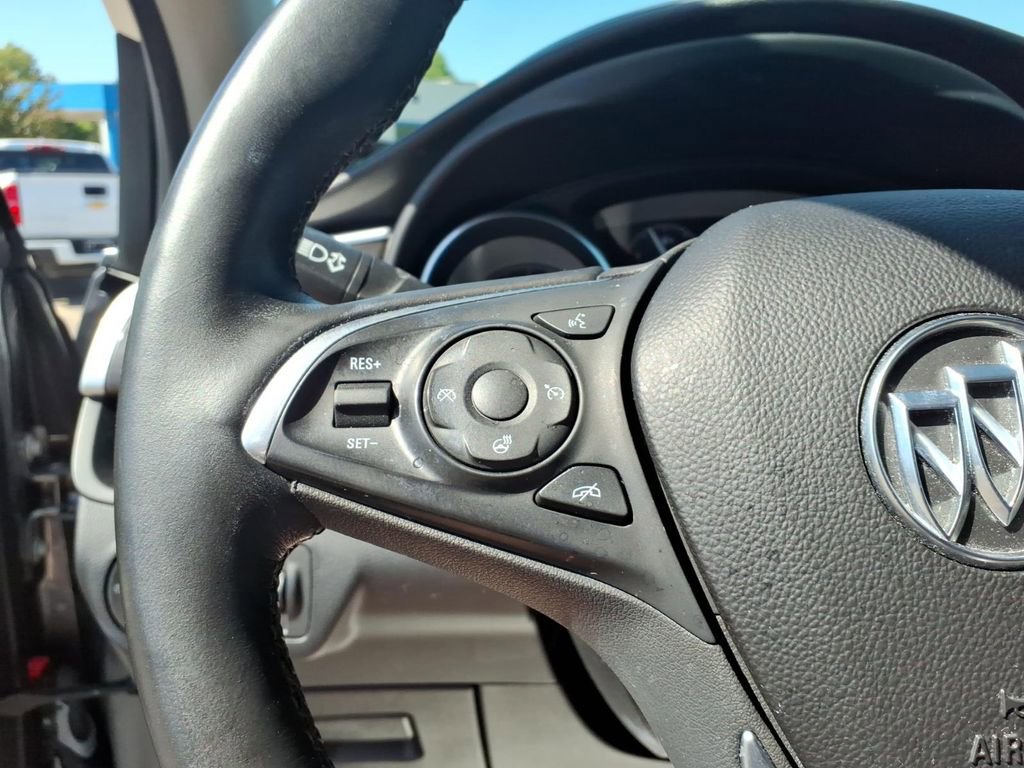 Used 2020 Buick Envision Essence FWD image 15