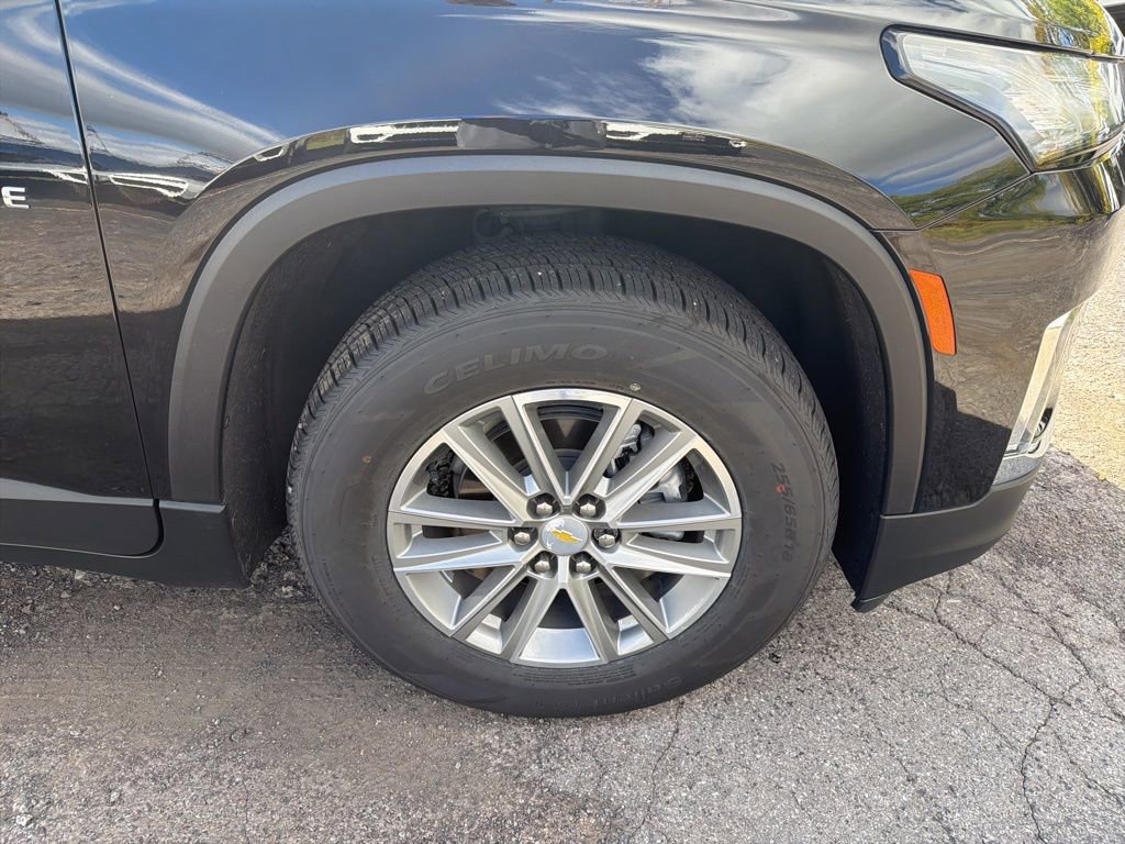 Used 2022 Chevrolet Traverse LT image 36