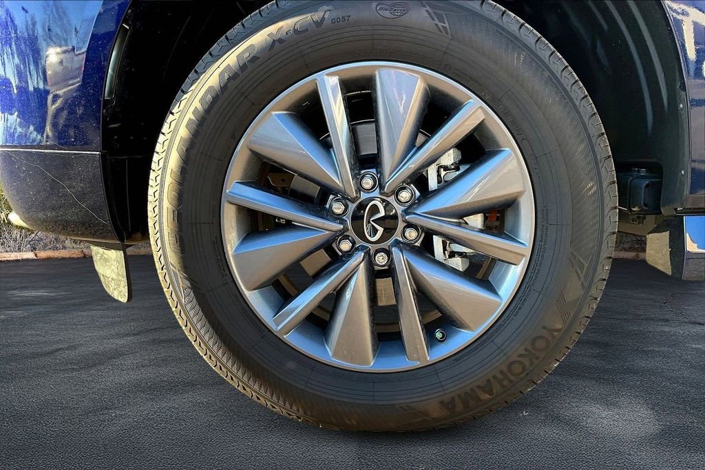 Used 2025 INFINITI QX80 Pure image 9