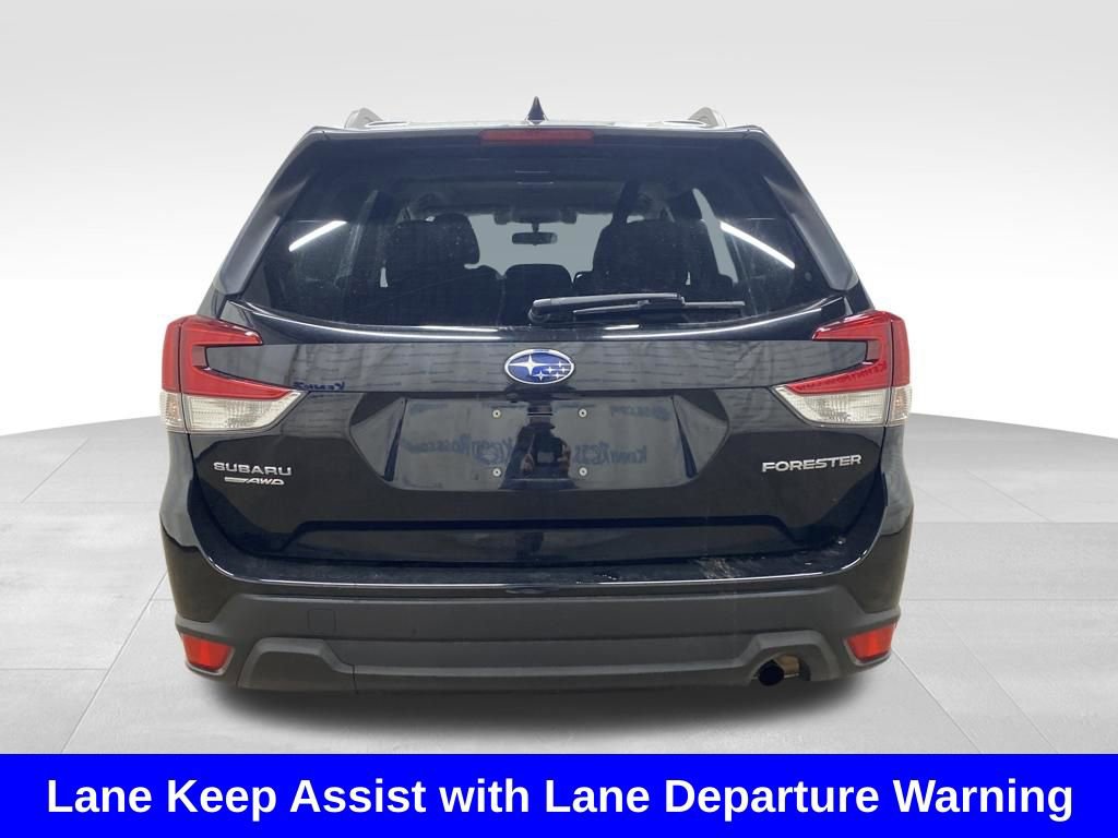 Used 2021 Subaru Forester Premium image 5