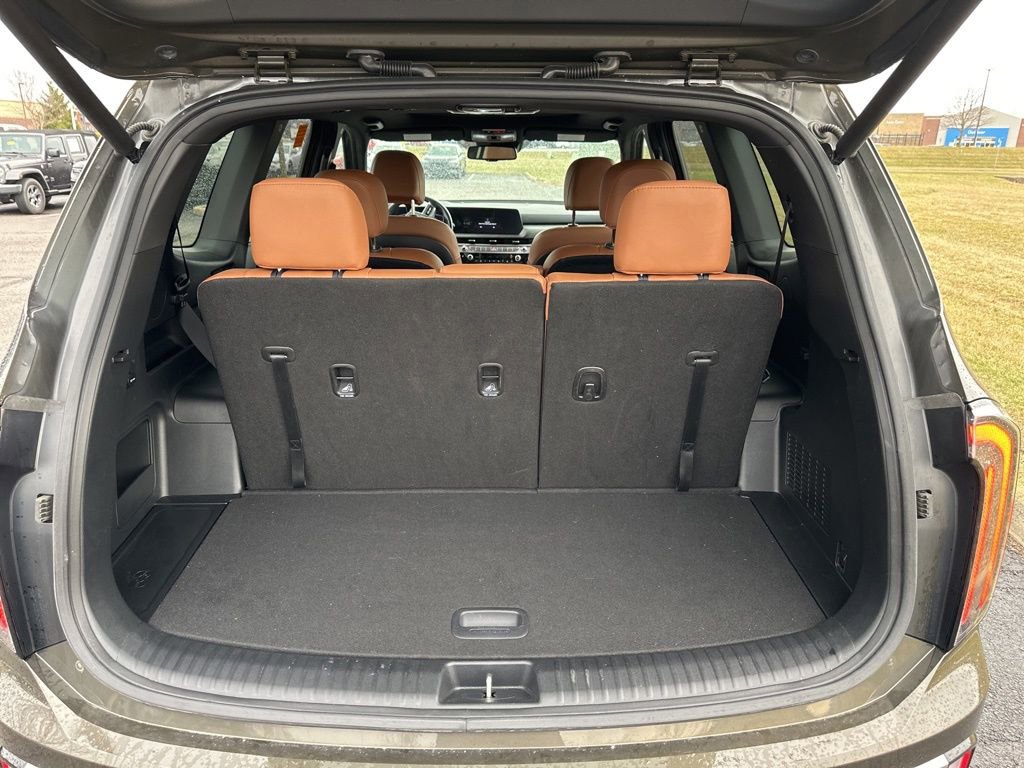 Used 2023 Kia Telluride EX X-Line image 10