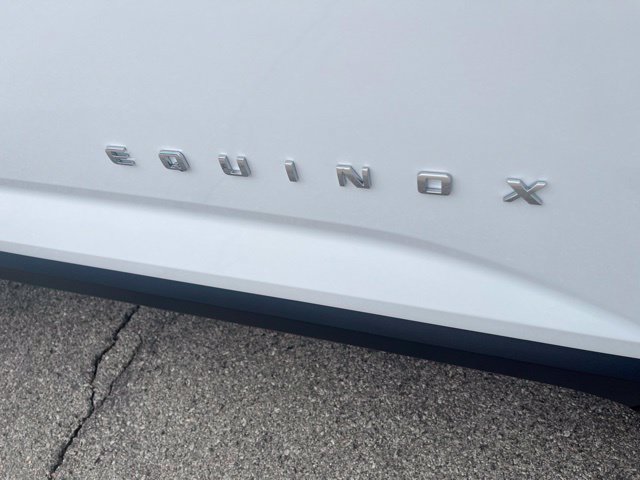 New 2027 Chevrolet Equinox LT w/ Convenience Package II FWD image 10