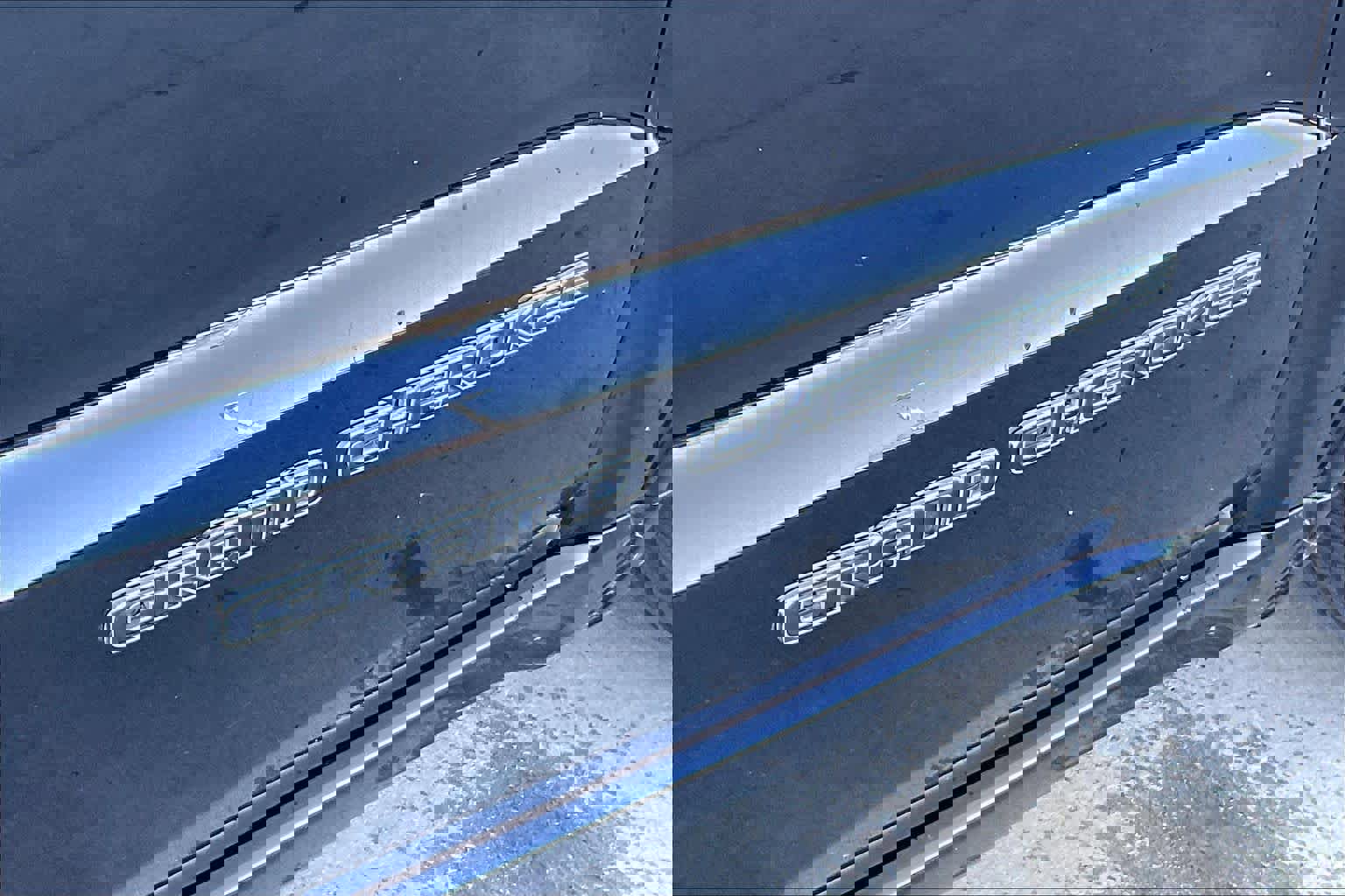 Used 2019 Jeep Grand Cherokee Overland image 28