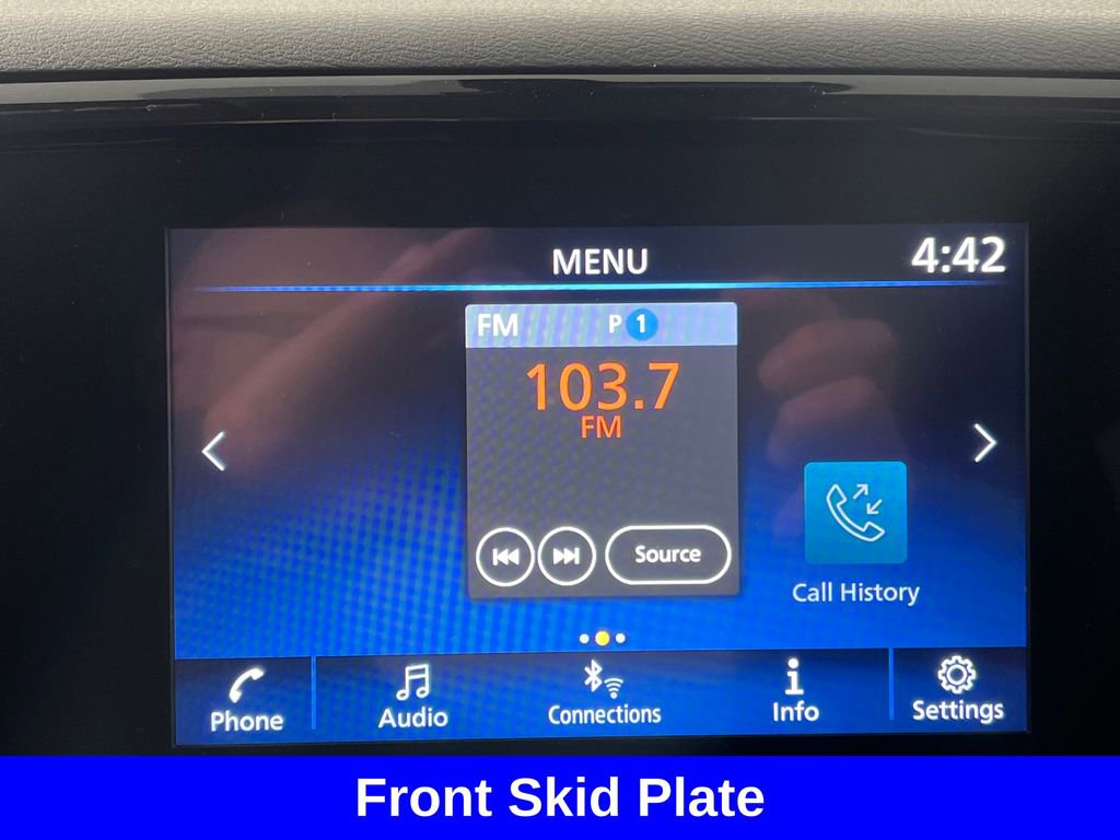 Used 2023 Nissan Frontier SV image 4