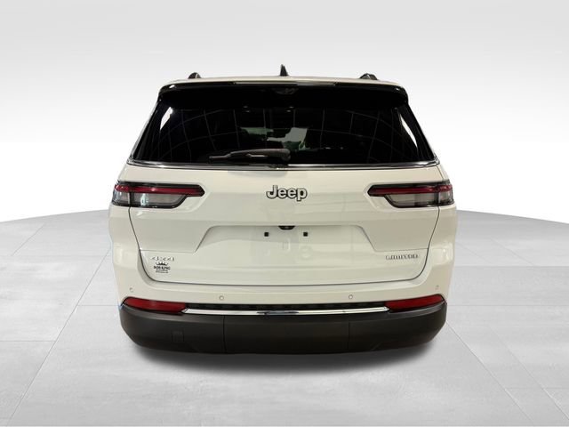 Used 2024 Jeep Grand Cherokee L Limited w/ Luxury Tech Group II image 6