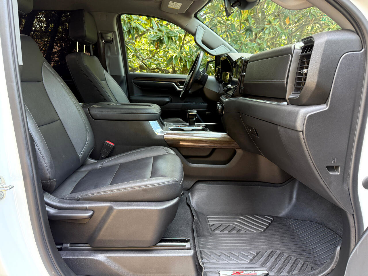 Used 2022 Chevrolet Silverado 1500 LT Trail Boss w/ LT Trail Boss Premium Package image 66