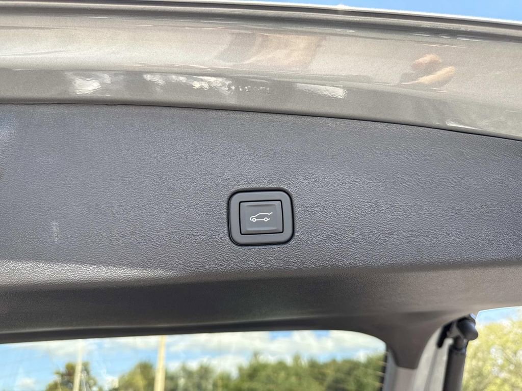 New 2026 Cadillac Optiq Sport 2 image 12