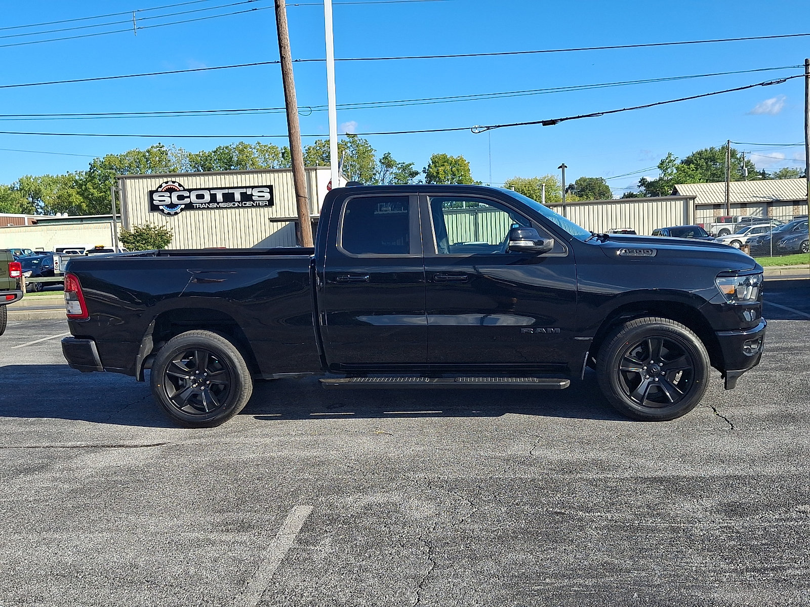 Used 2022 RAM 1500 Big Horn AWD/4WD image 7