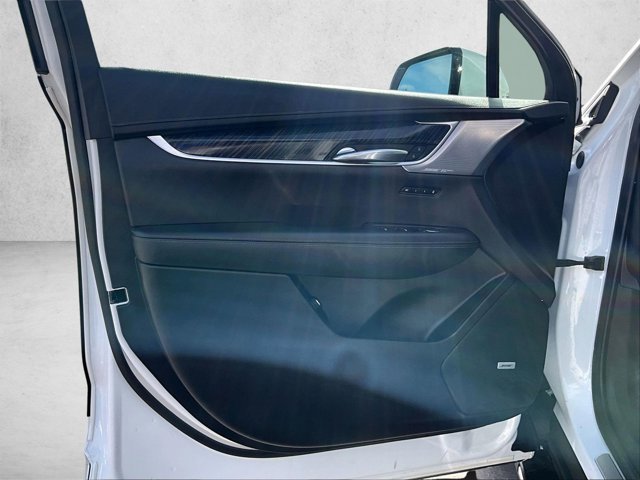 Used 2022 Cadillac XT6 Premium Luxury image 18