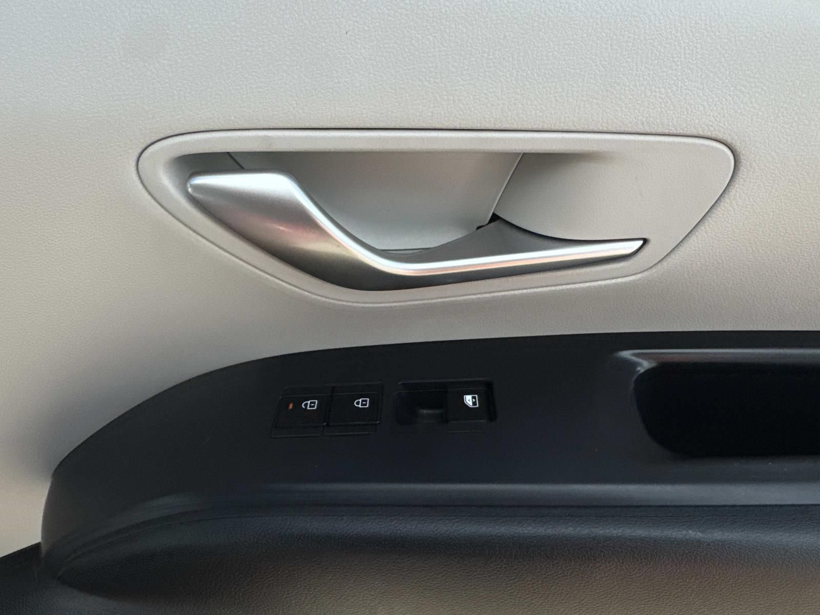 Used 2025 Hyundai Tucson SEL FWD image 14