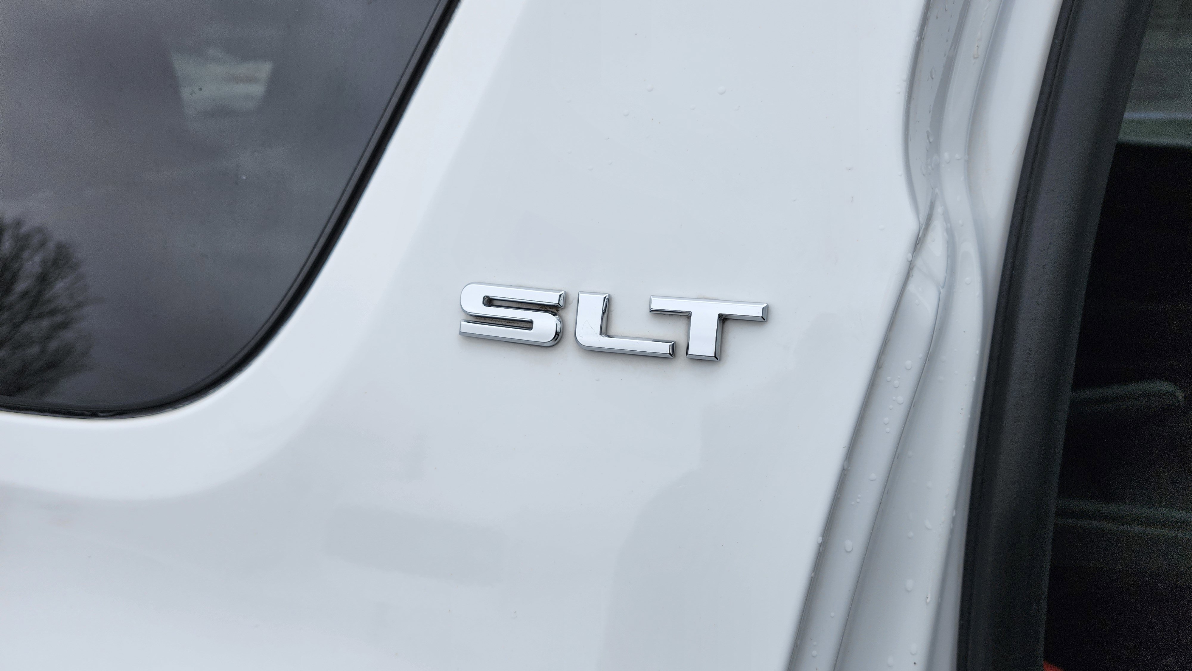 Used 2019 GMC Acadia SLT image 19