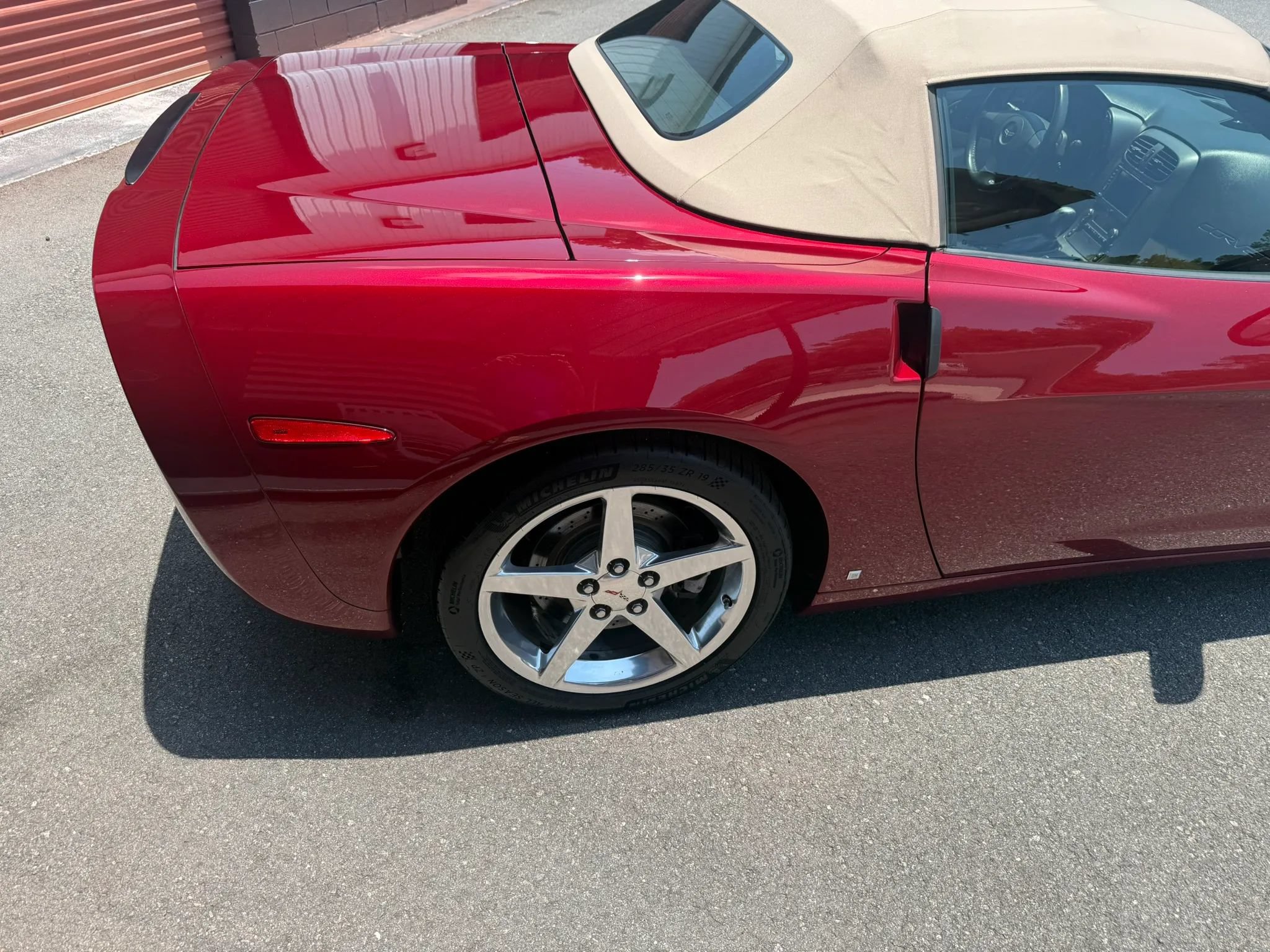 Used 2006 Chevrolet Corvette Convertible w/ Preferred Equipment Group RWD image 14