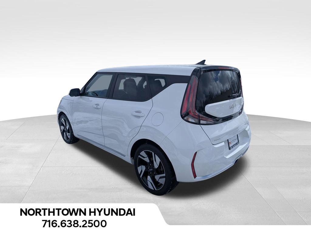 Used 2023 Kia Soul GT-Line image 3