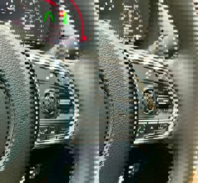 Certified 2025 Acura TLX w/ Technology Package image 21