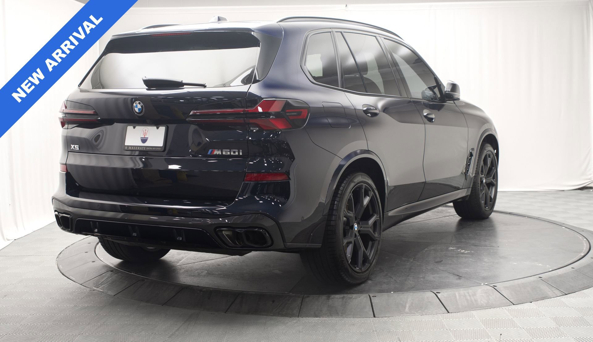 Used 2026 BMW X5 M60i AWD/4WD image 3