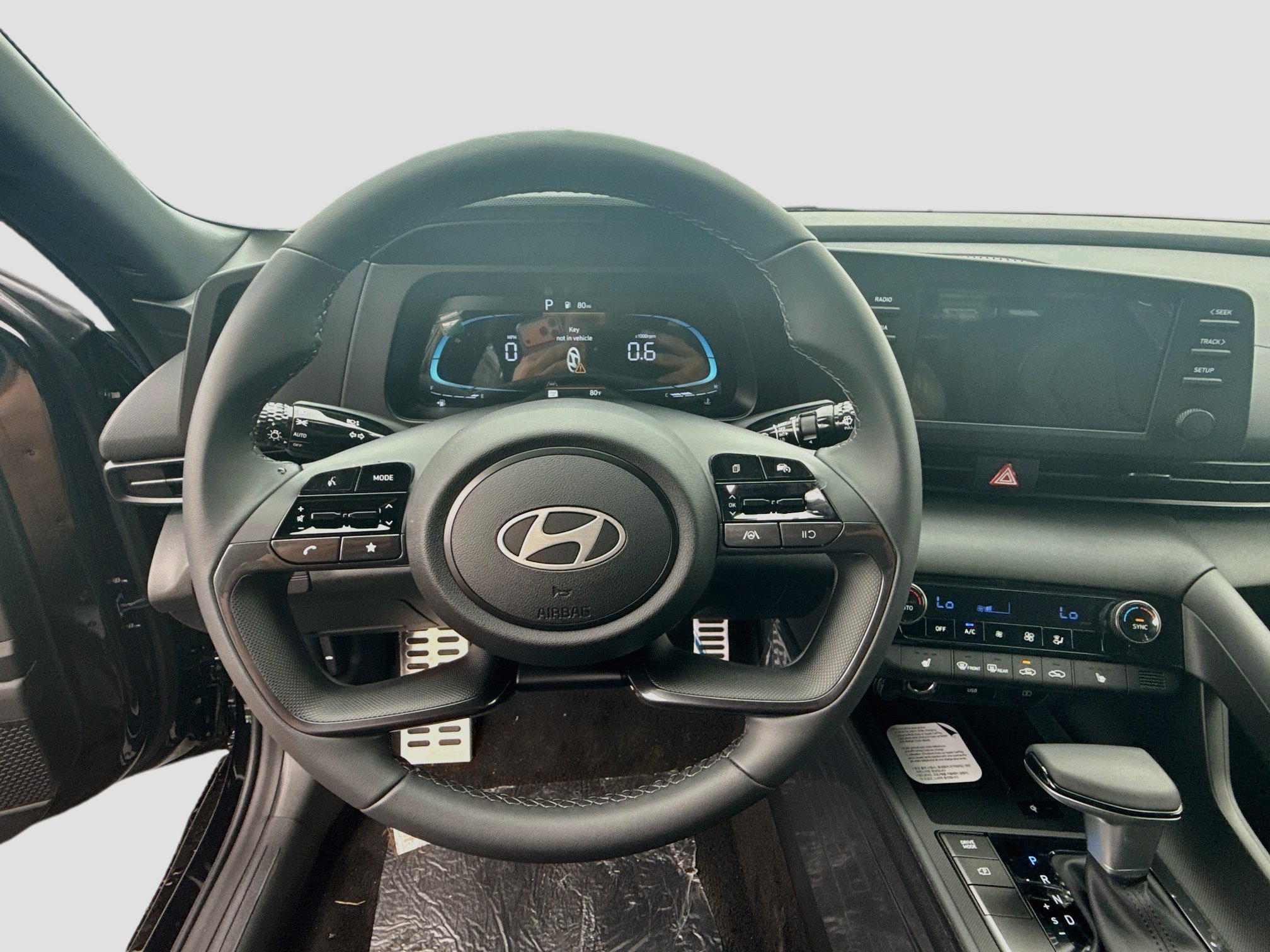 New 2026 Hyundai Elantra SEL Sport FWD image 8
