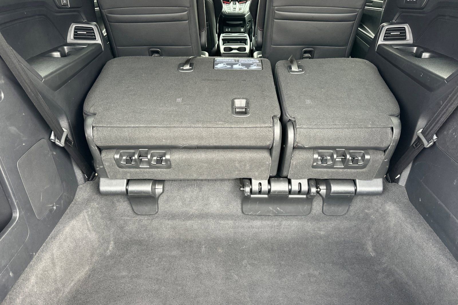 Used 2025 Honda Odyssey Sport-L image 17