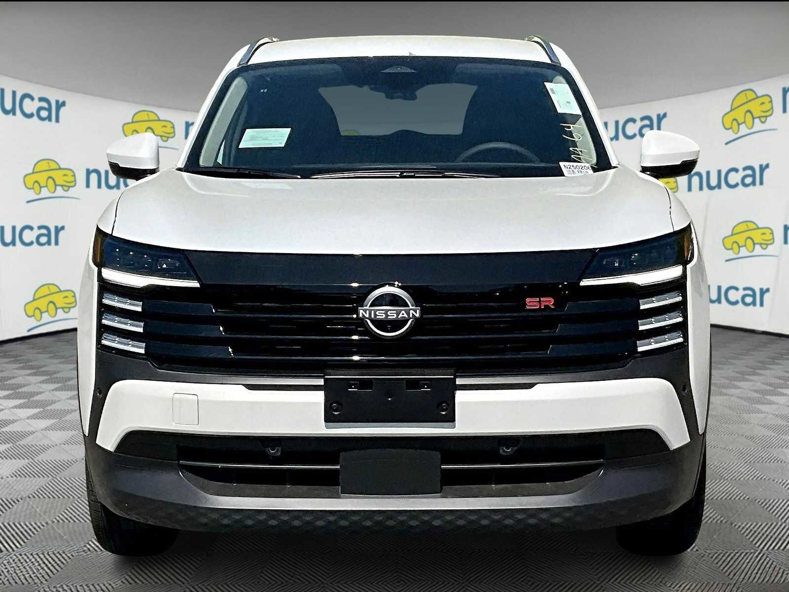 New 2025 Nissan Kicks SR image 2