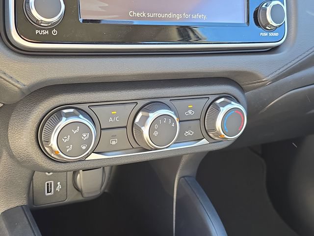 New 2025 Nissan Versa S w/ Trunk Package FWD image 22